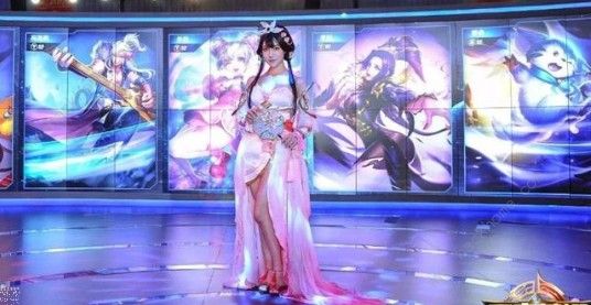 王者荣耀游园惊梦Cosplay 甄姬游园惊梦Cos图图片5